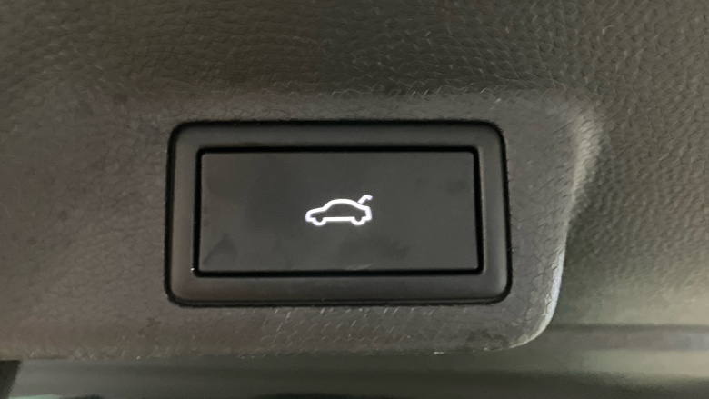 Volkswagen ID. Buzz 210kW Life Pro 86kWh 5dr LWB Auto [7 Seat] Electric Estate